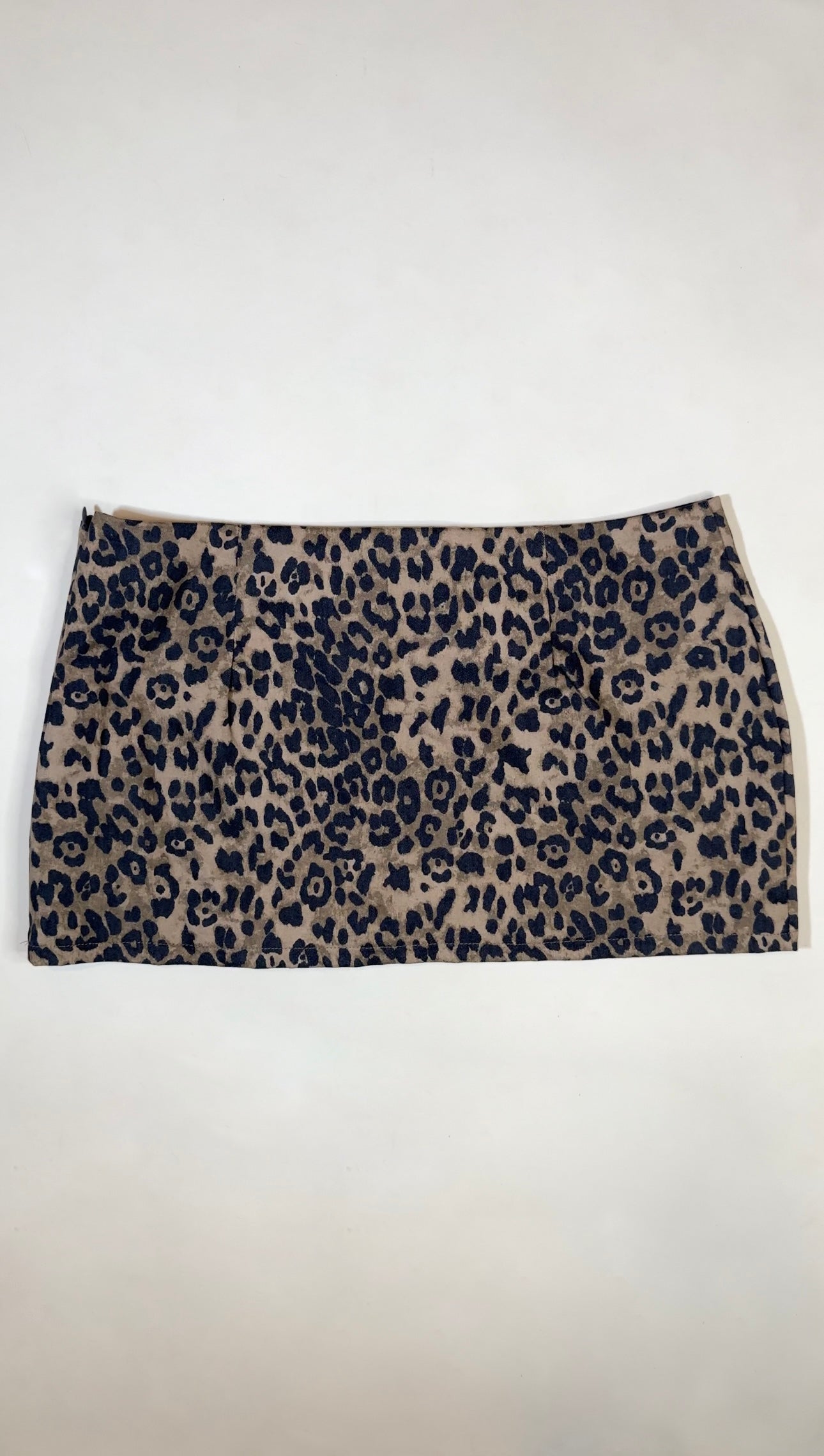 printed upcycled mini skort (m)