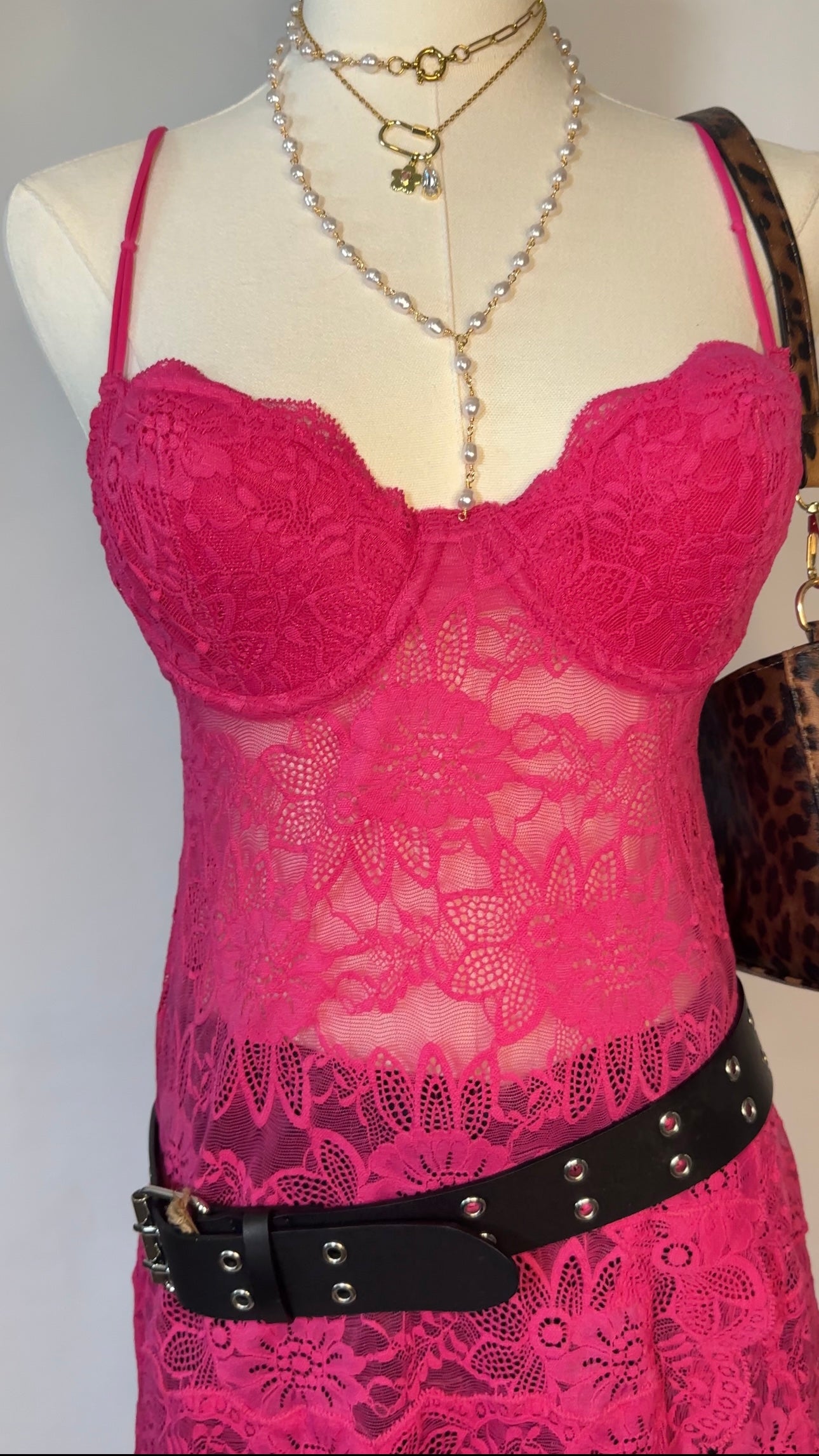 hot pink lace dress (34 c)