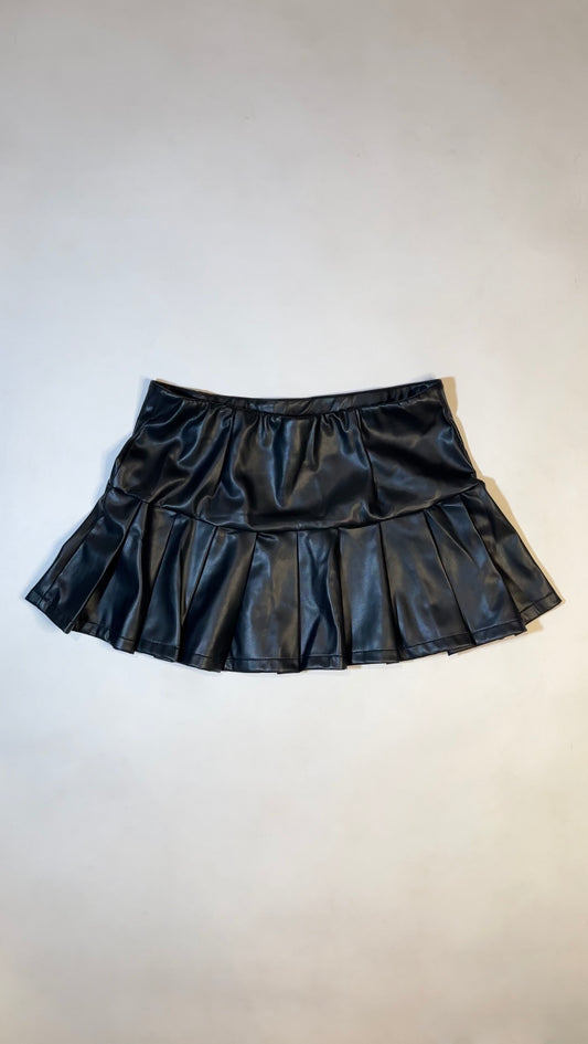 black upcycled mini skirt (m)